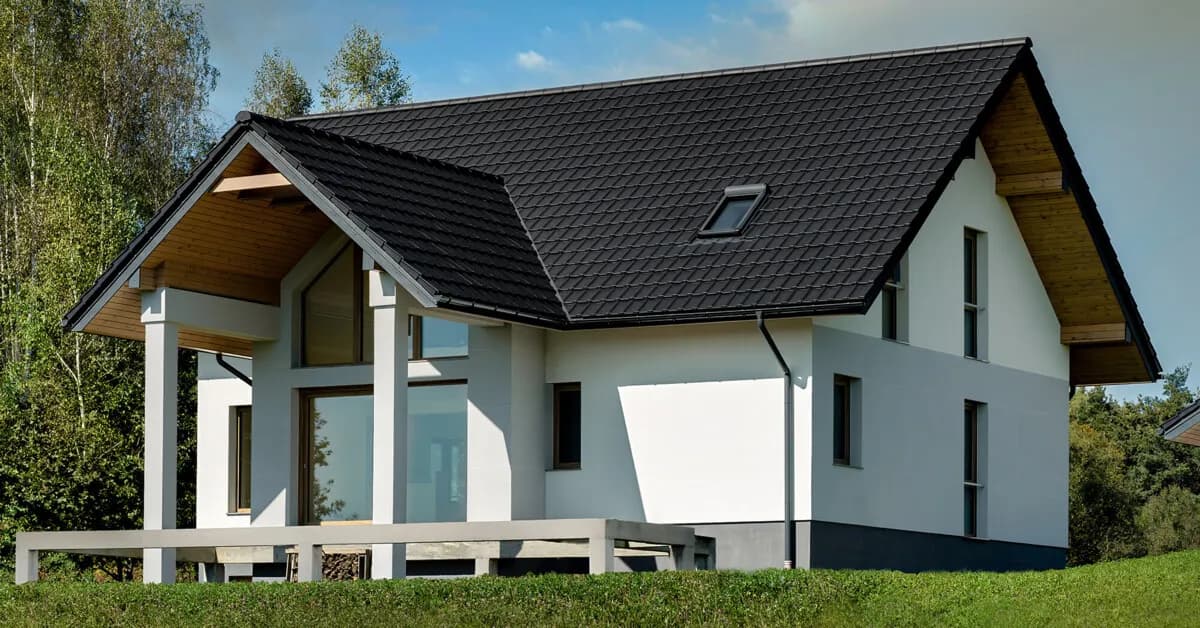 Ile waży dachówka ceramiczna? Kluczowe informacje dla inwestora