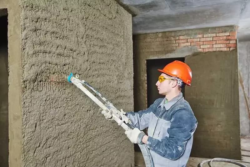Tynki gipsowe Diamant czy cementowo wapienne - co wybrać dla trwałości?